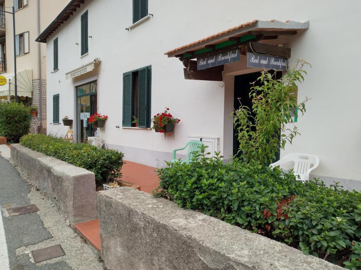 La Vecchia Locanda カステルヌオーヴォ・ディ・ヴァル・ディ・チェーチナ エクステリア 写真